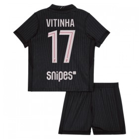 Camisola Paris Saint-Germain Vitinha 17 Jordan Criança Equipamento Quarto 2025-26 Manga Curta