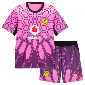Camisola Borussia Dortmund Guarda Redes Criança Equipamento Alternativa 2026-27 Rosa Manga Curta