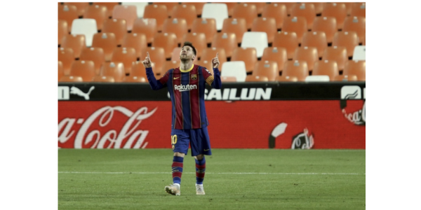 FC Barcelona reforça seu elenco para se preparar para o campeonato e a Liga dos Campeões