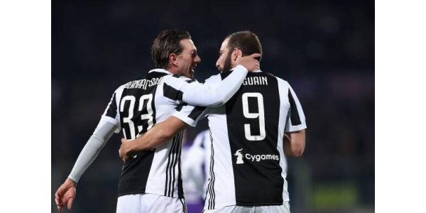 Juventus venceu a Fiorentina para entrar no topo da Serie A