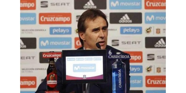 O treinador da seleção espanhola Lopetegui anunciou o jogador de 23 da Copa do Mundo