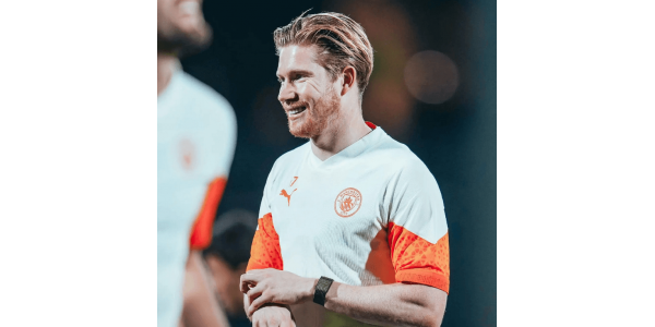 De Bruyne retorna aos treinos
