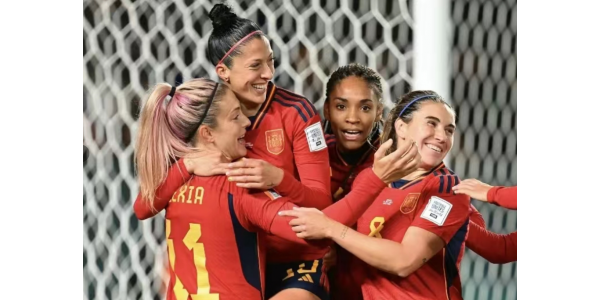 O presidente da Federação Espanhola de Futebol, Rubiales, finalmente anuncia sua renúncia