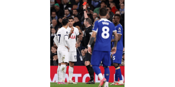 Tottenham sofreu a primeira derrota da temporada por 1-4