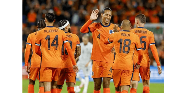A seleção holandesa mostrou grande potencial e força, De Jong lamentavelmente falhou