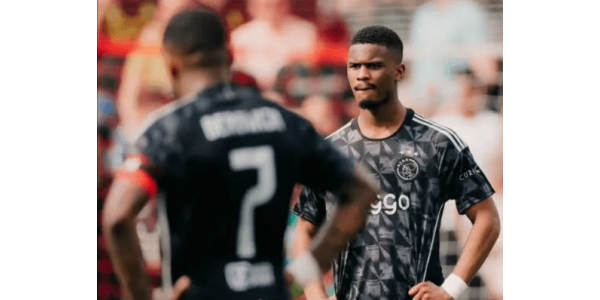 Ajax 0-6 Feyenoord, a maior derrota da história da equipe