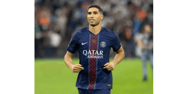Achraf Hakimi vence o prémio de Melhor Jogador Africano do Ano