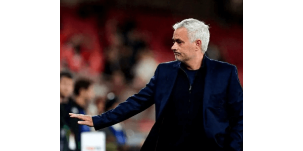 O contra-ataque desesperado de Mourinho muda o rumo da campanha do Benfica na Liga dos Campeões