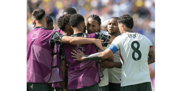 João Pedro marcou dois golos e ajudou os Blues a avançar para a final do Mundial de Clubes