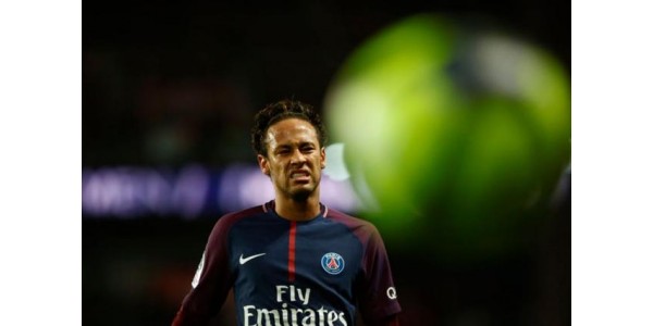 Neymar não estava feliz em Paris Saint-Germain