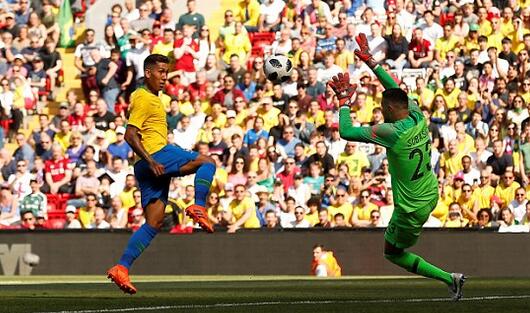 Brasil 2-0 Croácia em amistoso