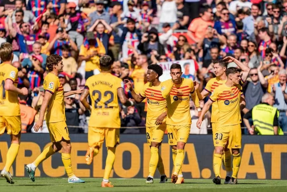 O ataque ganha o jogo, a defesa ganha o campeonato