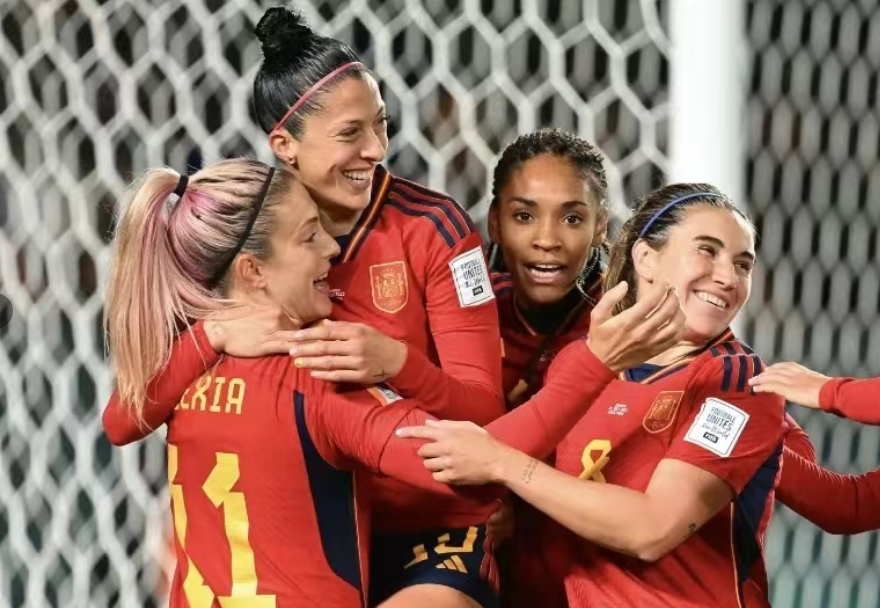 O presidente da Federação Espanhola de Futebol, Rubiales, finalmente anuncia sua renúncia