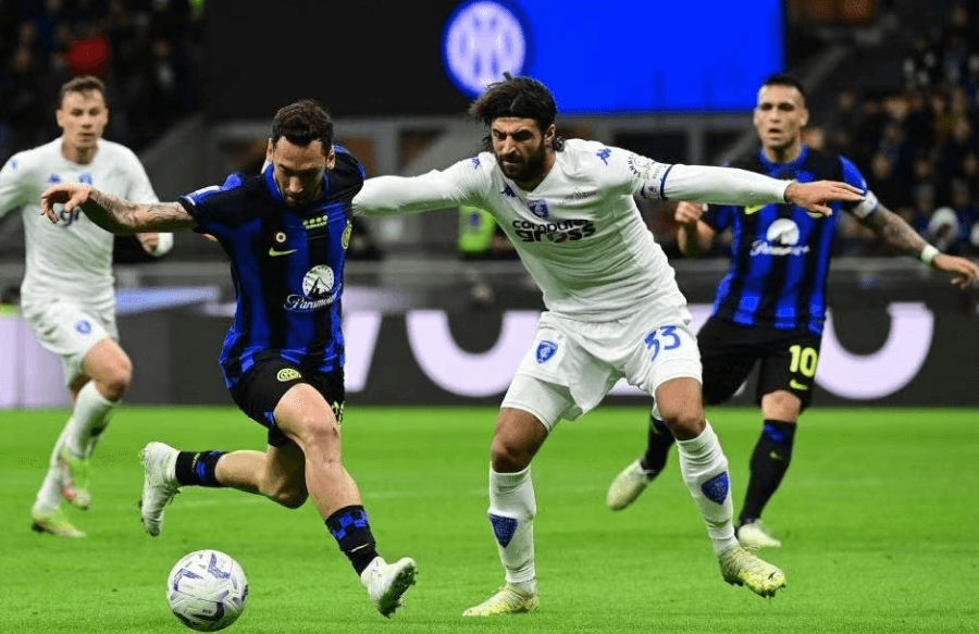 Inter de Milão lidera a Série A com 14 pontos de vantagem