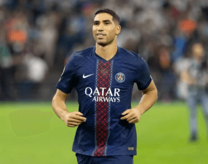 Achraf Hakimi vence o prémio de Melhor Jogador Africano do Ano