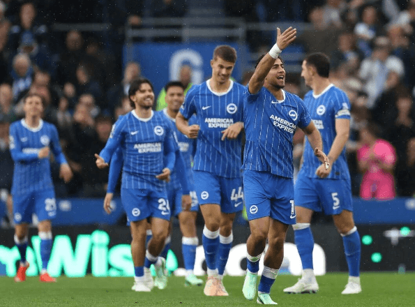 A Ascensão Impressionante do Brighton: Liderar a Premier League com 34 Golos