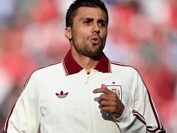 A oportunidade perdida do Real Madrid por Rodri chama a atenção