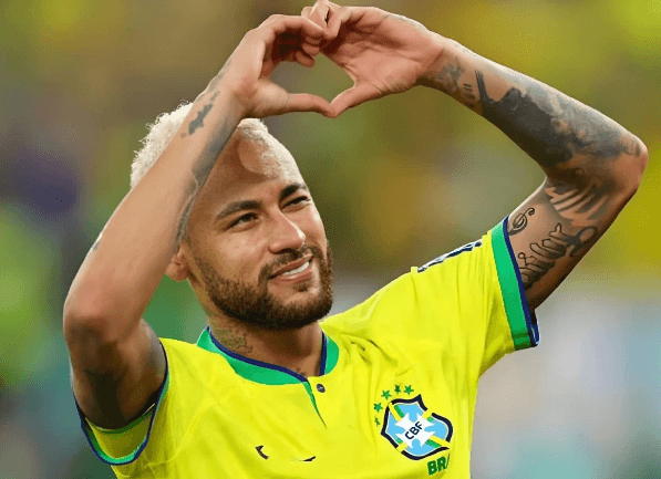 Neymar está de volta! Embarcará na sua quarta jornada em Copas do Mundo