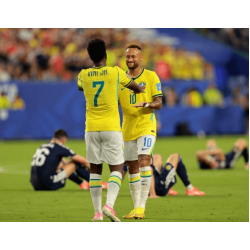 Depois de 981 dias de espera, Neymar está finalmente de volta